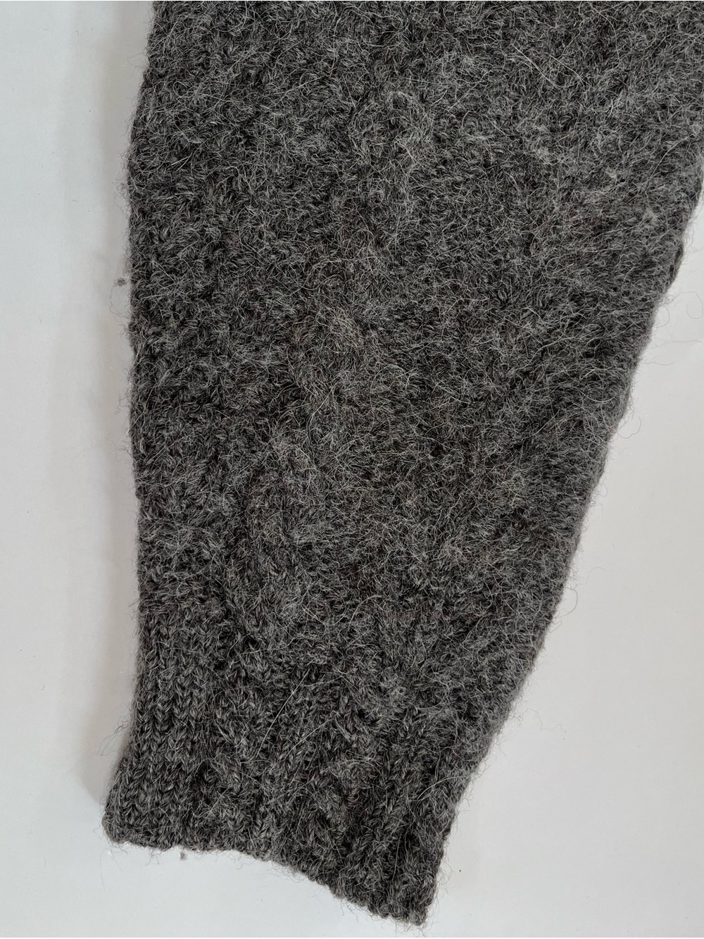 Wool Alpaca Made in Ireland Connemara Grey Chunky Fisherman Cable Knit Sweater - Picture 10 of 10